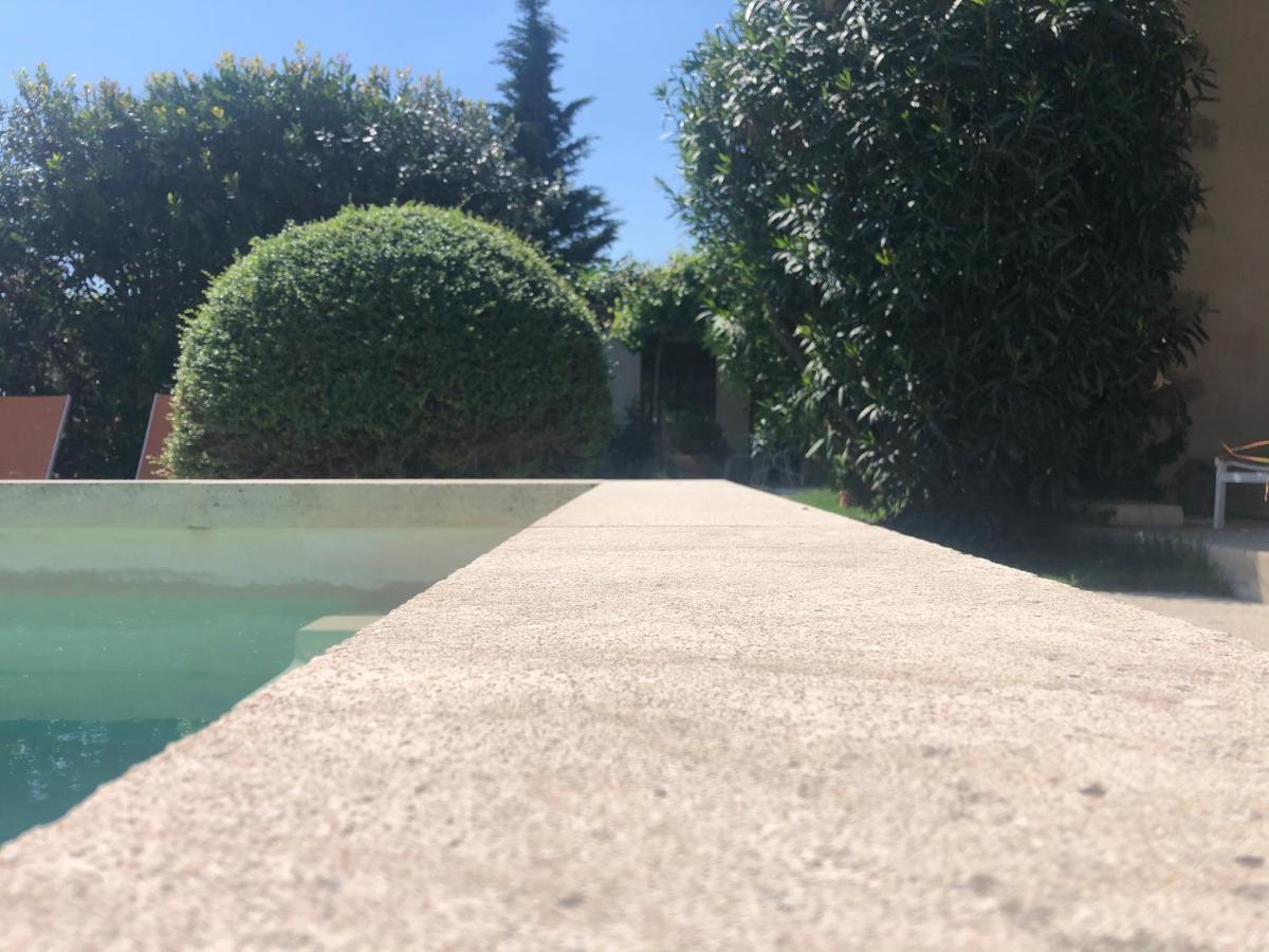 B&B - Le Vieux Figuier Vacqueyras Exterior photo