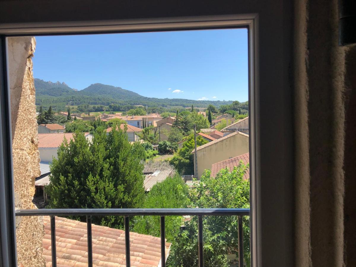 B&B - Le Vieux Figuier Vacqueyras Exterior photo