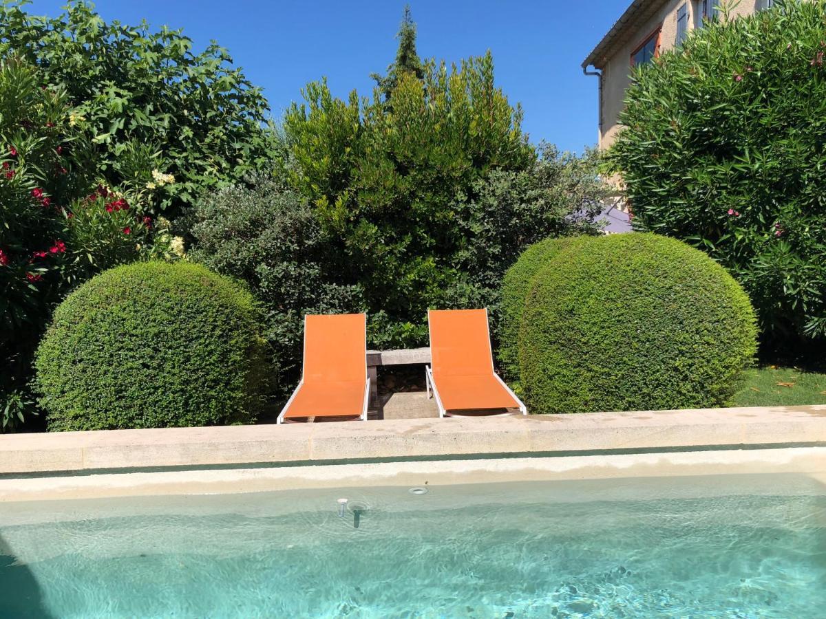 B&B - Le Vieux Figuier Vacqueyras Exterior photo